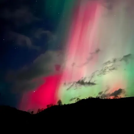 Handeland I Arctic Dome 사우다