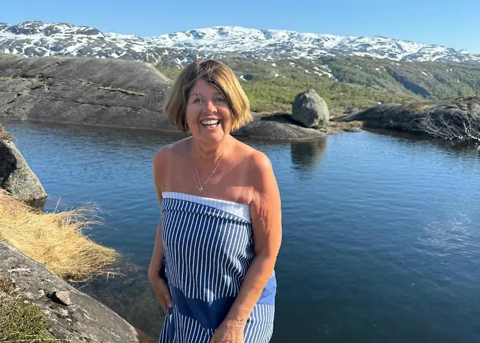 Handeland I Arctic Dome * Sauda