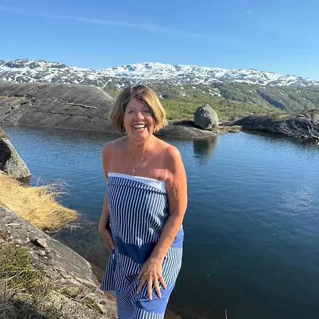 Handeland I Arctic Dome * Sauda