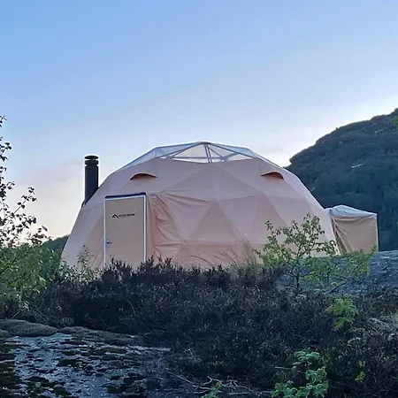 Handeland I Arctic Dome Luksustelt *